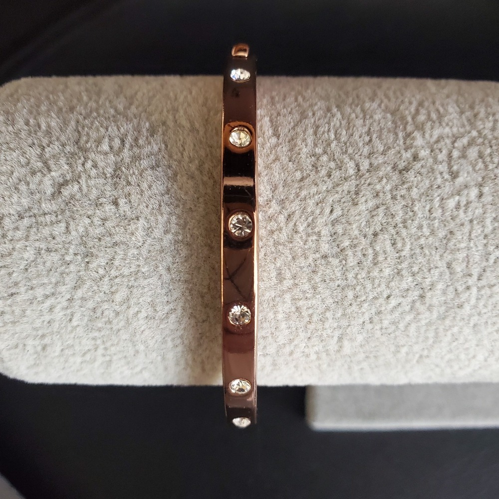 Kate Spade Set In Stone Hinged Bangle Rose Gold Plate with Clear Crystals Signed - Picture 8 of 9